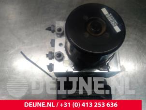 Gebruikte ABS Pomp Volvo V40 (MV) Prijs € 100,00 Margeregeling aangeboden door van Deijne Onderdelen Uden B.V.