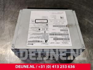 Volvo XC70 CD player O7924 photo 3