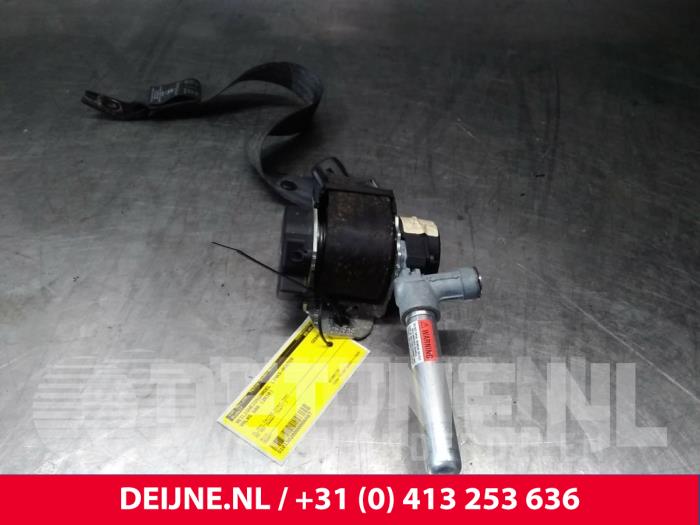 Volvo S80 Sicherheitsgurt links hinten O8867