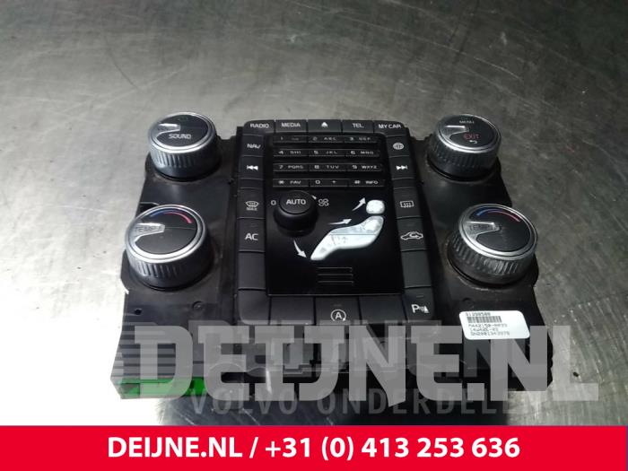 Volvo V60 Heater control panel O10271