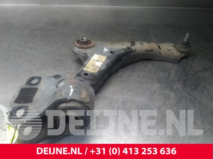 Volvo S60 Front lower wishbone, right O10551