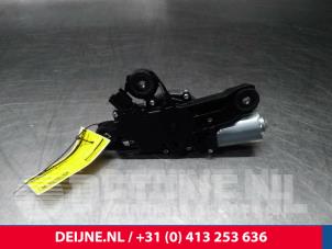 Volvo V60 Ruitenwissermotor achter O10635 foto 2