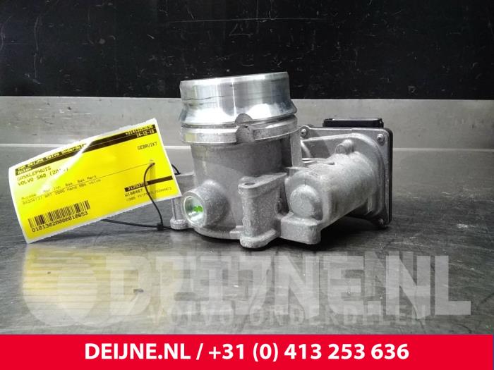 Volvo S60 Throttle body O10653
