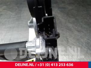 Volvo V60 Ruitenwissermotor achter O10681 foto 3