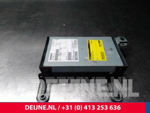 Volvo V60 Radioverstärker O10696 foto 2