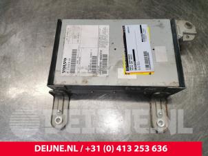 Volvo V60 Radio amplifier O10890 photo 2