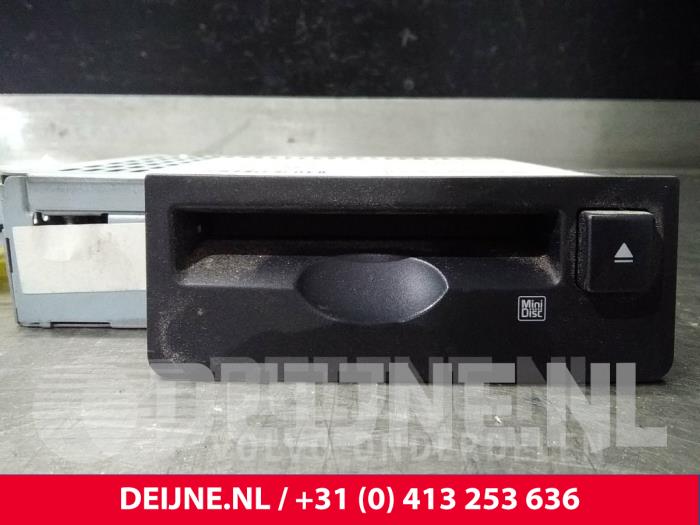 Mini disk speler van een Volvo XC90 I 2.9 T6 24V 2006