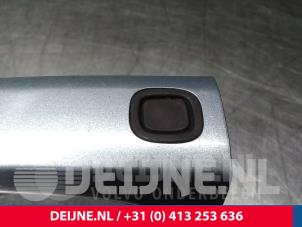Volvo XC60 Rear door handle 4-door, right O11375 photo 3