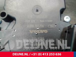 Volvo V90 Ruitenwissermotor achter O11442 foto 3