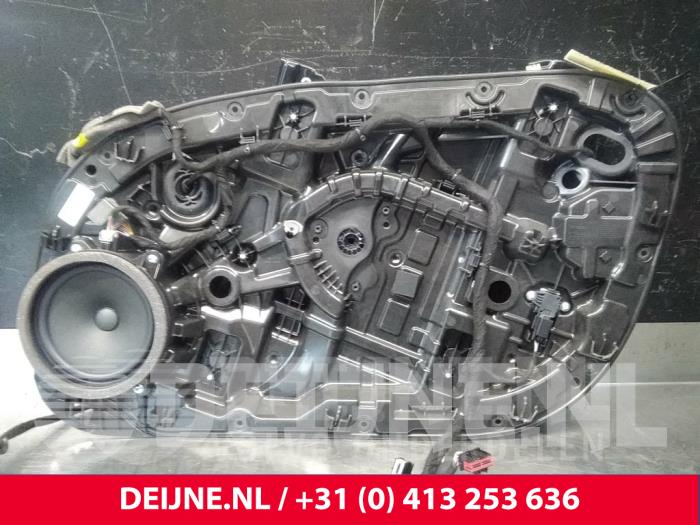Volvo V90 Fenstermechanik 4-türig rechts vorne O11450