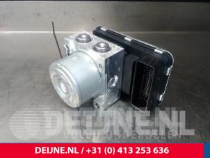 Gebruikte ABS Pomp Volvo V90 II (PW) 2.0 D4 16V Prijs € 300,00 Margeregeling aangeboden door van Deijne Onderdelen Uden B.V.