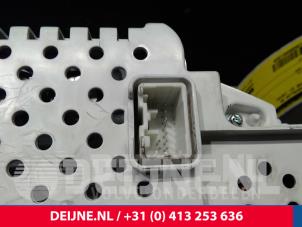 Volvo V40 Odometer KM O11630 photo 3