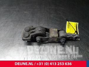 Volvo V70 Motorsteun O11757 foto 4