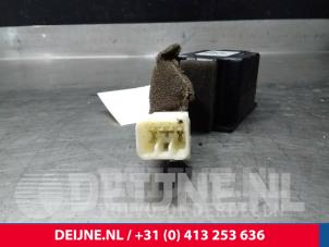 Volvo C70 Airbag sensor O12011 photo 3