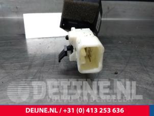Volvo C70 Airbag sensor O12012 photo 3