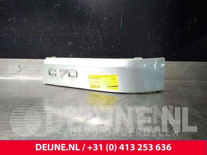 Volvo C70 Achterlichtrand rechts O12063