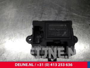 Volvo V70 Centrale Deurvergrendelings Module O12206 foto 3