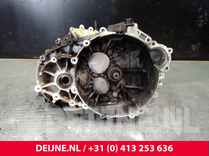Volvo V70 Gearbox O12250