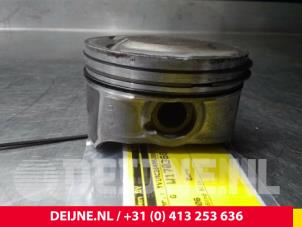 Volvo C70 Kolben O12720 foto 3