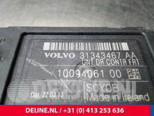 Volvo XC70 Centrale Deurvergrendelings Module O12747 foto 4