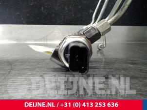 Volvo V40 Fuel injector nozzle O12906 photo 3