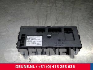 Gebruikte Climatronic module Volvo XC90 II 2.0 T8 16V Twin Engine AWD Prijs € 50,00 Margeregeling aangeboden door van Deijne Onderdelen Uden B.V.