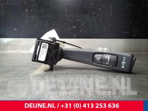 Gebruikte Ruitenwis Schakelaar Volvo XC60 I (DZ) 2.0 D4 16V Prijs € 25,00 Margeregeling aangeboden door van Deijne Onderdelen Uden B.V.