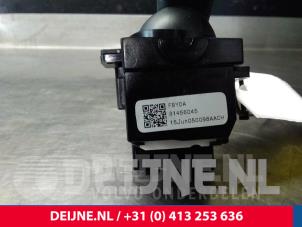 Volvo XC60 Indicator switch O13057 photo 3