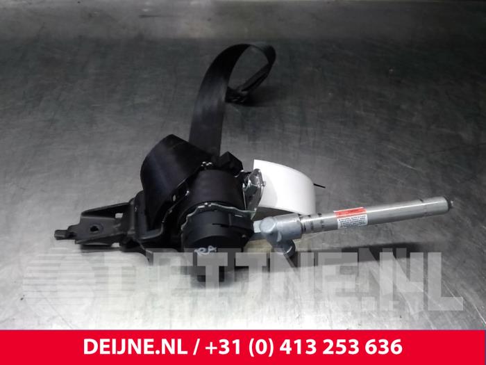 Volvo V70 Sicherheitsgurt rechts hinten O13235