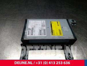 Volvo V70 Radio amplifier O13245 photo 2
