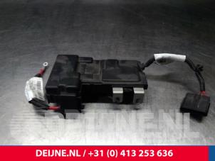 Gebruikte Start/Stop computer Volvo V70 (BW) 2.0 D3 20V Prijs € 40,00 Margeregeling aangeboden door van Deijne Onderdelen Uden B.V.