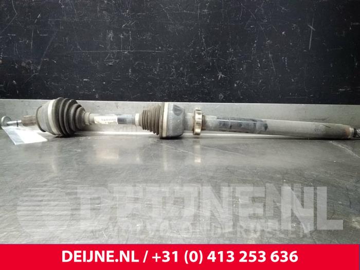 Volvo V70 Antriebswelle rechts vorne O13293