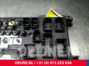 Volvo XC70 Sicherungskasten O13393 foto 3