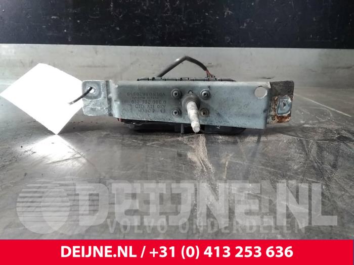 Volvo XC70 Koplampwisser Motor O13396