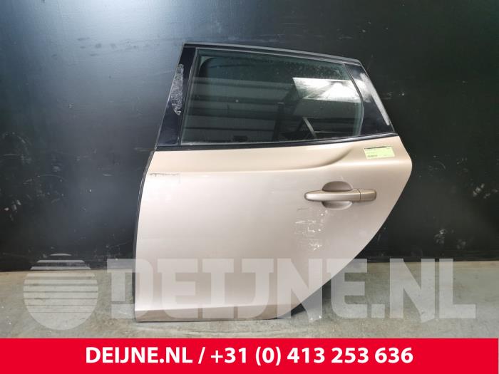 Volvo V40 Tür 4-türig links hinten O13502