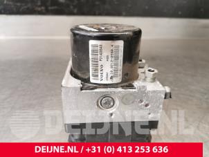 Volvo V40 ABS Pumpe O13508 foto 2