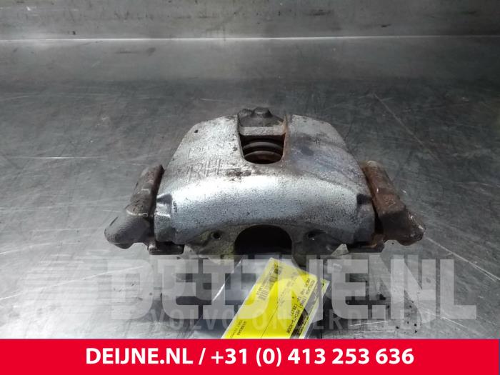 Volvo V40 Front brake calliper, right O13618
