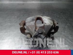 Volvo V40 Remklauw (Tang) rechts-voor O13618 foto 2