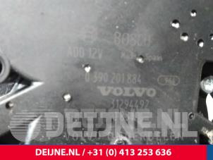 Volvo V40 Ruitenwissermotor achter O13627 foto 3
