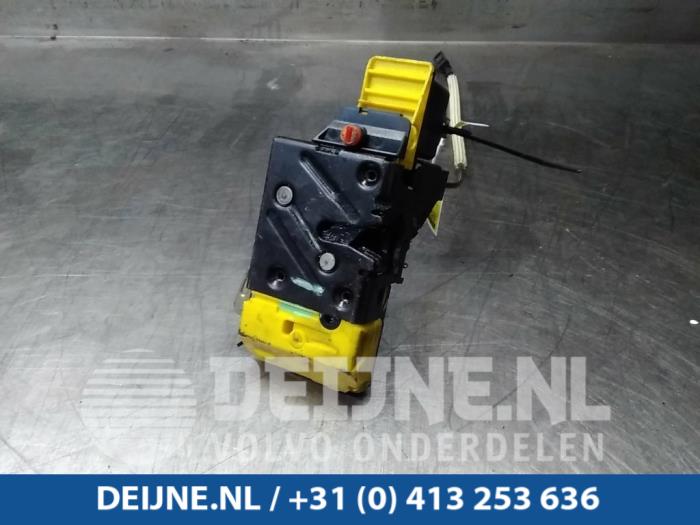 Deurslot Mechaniek 4Deurs rechts-achter - Volvo V70/S70