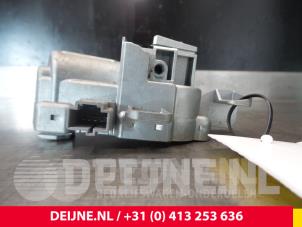 Volvo V40 Steering box lock O13800 photo 2