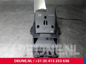 Volvo XC60 Sensor Remassistent O13823 foto 2