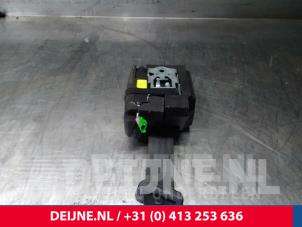 Volvo XC60 Veiligheidsgordel rechts-achter O13838 foto 2