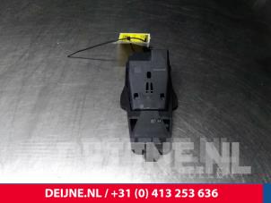 Volvo XC60 Bremsassistent Sensor O13856 foto 2