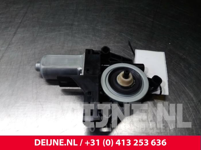Volvo XC60 Raammotor Portier O14039