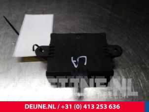 Volvo XC60 Central door locking module O14042 photo 2