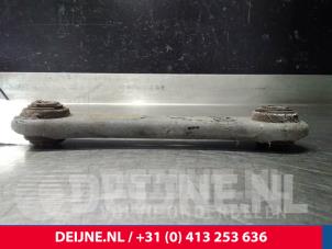 Volvo V70 Rear lower wishbone, left O14065 photo 2