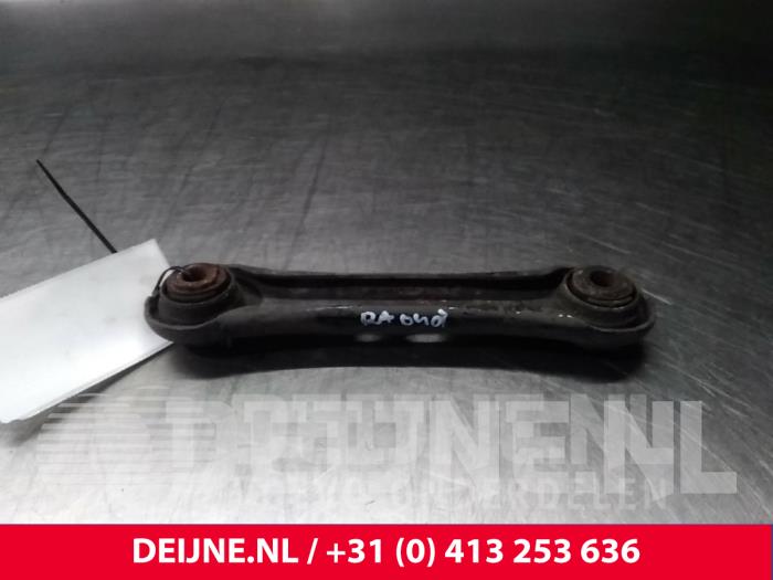 Volvo V70 Querlenker unten rechts hinten O14066