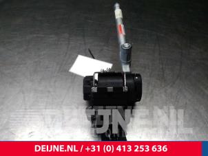 Volvo V70 Veiligheidsgordel links-achter O14074 foto 2
