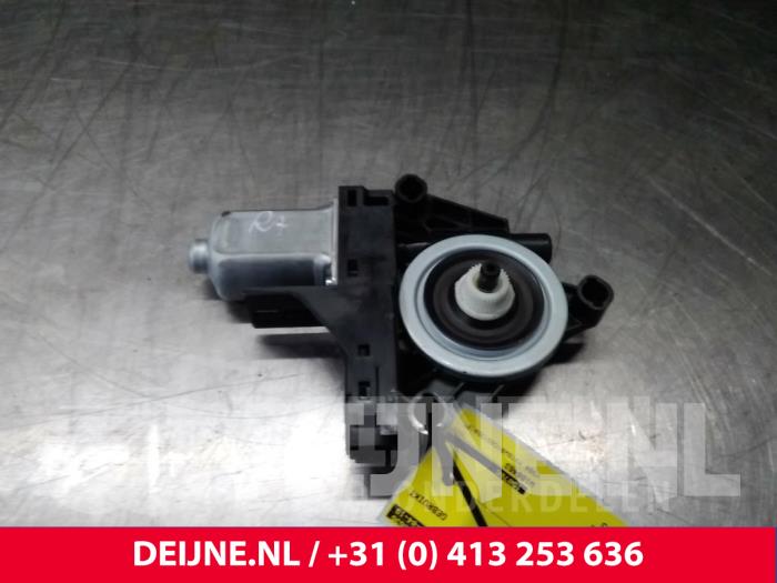 Volvo V70 Fenstermotor Tür O14075
